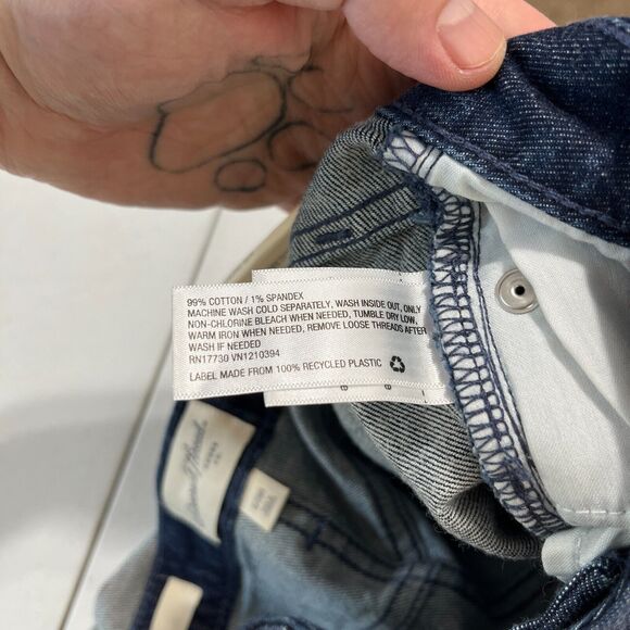 Universal Thread Cut Off Shorts Women's 6 Dark Blue Midi Cotton Pockets Stretch‎ - Picture 12 of 13